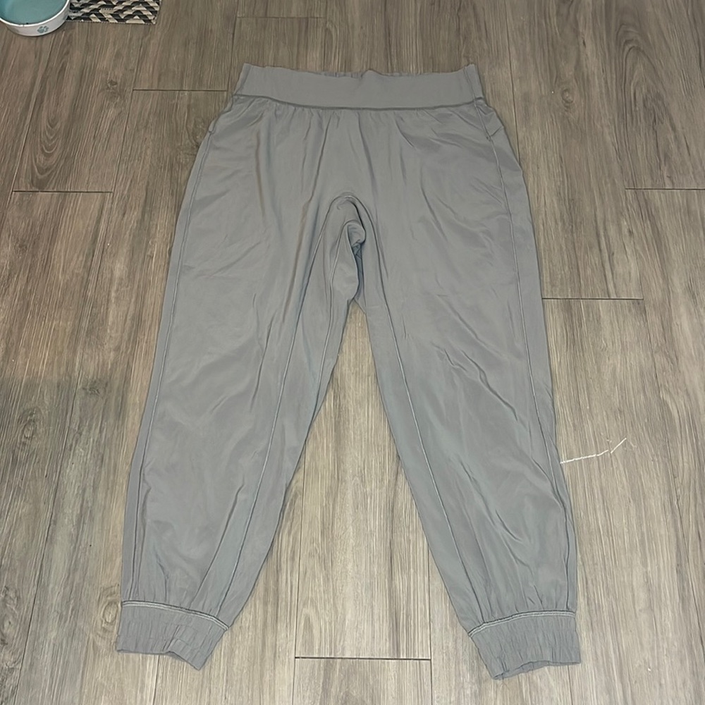 Lululemon joggers